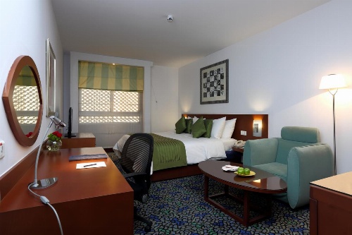 Radisson Blu Hotel, Riyadh image 2